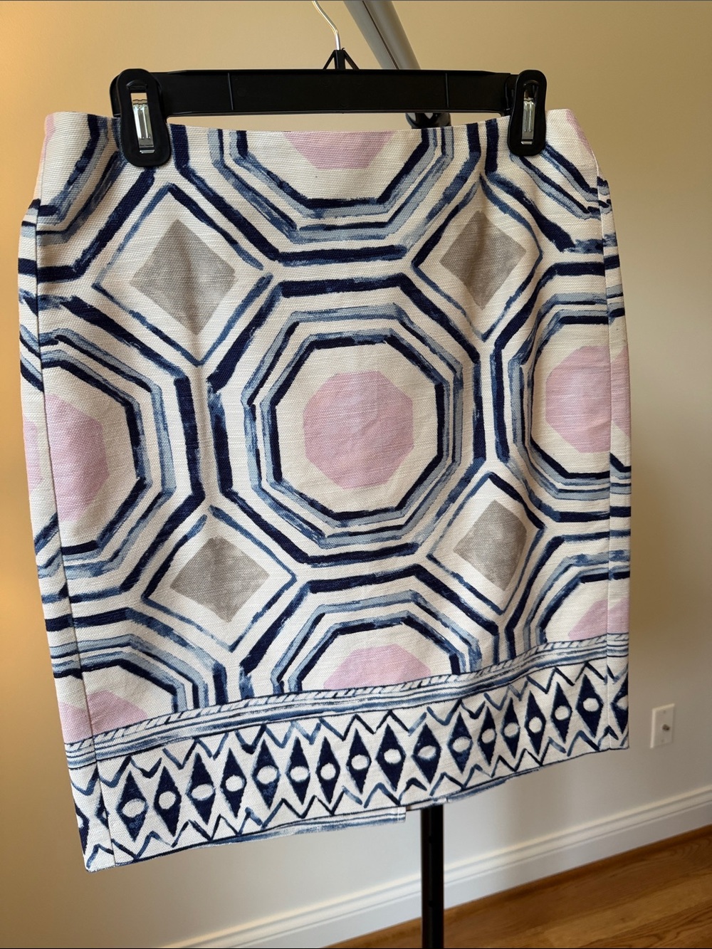 LOFT Hexagon Print Pencil Skirt in Navy, Pink & Gray